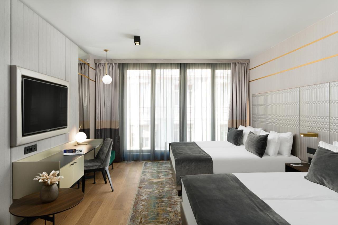 Emerald Downtown Luxury Suites By Continental Group Budapest Exterior photo