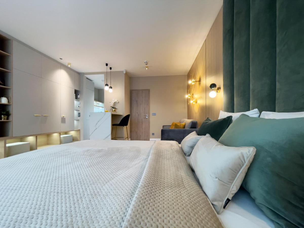 Emerald Downtown Luxury Suites By Continental Group Budapest Exterior photo
