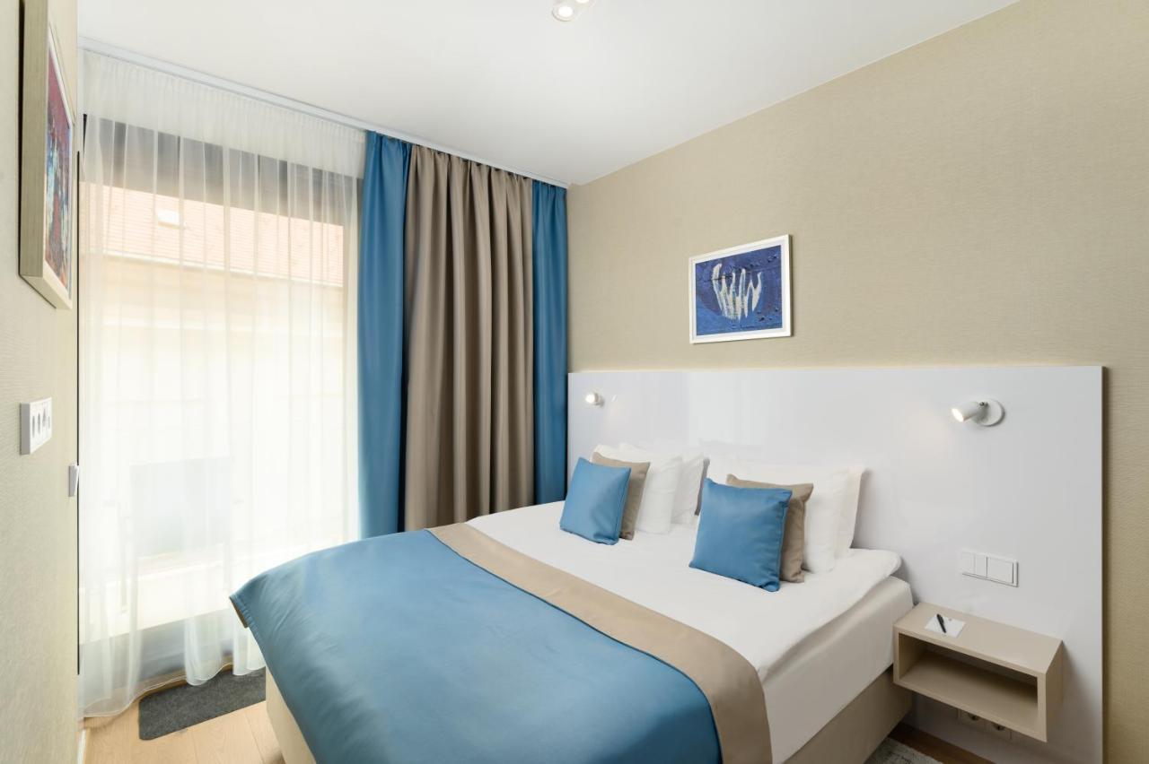 Emerald Downtown Luxury Suites By Continental Group Budapest Exterior photo