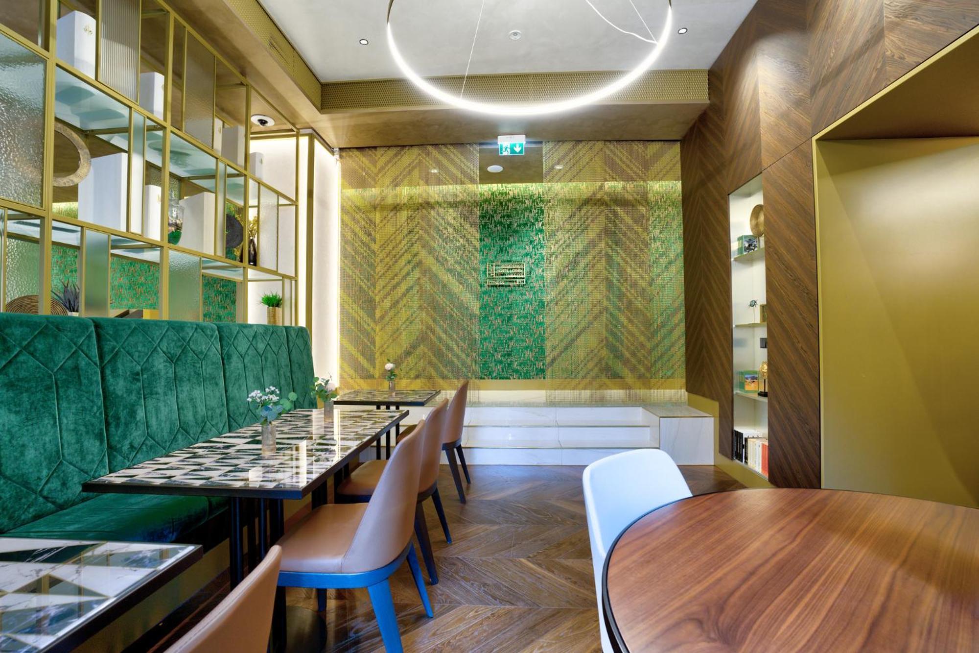 Emerald Downtown Luxury Suites By Continental Group Budapest Exterior photo