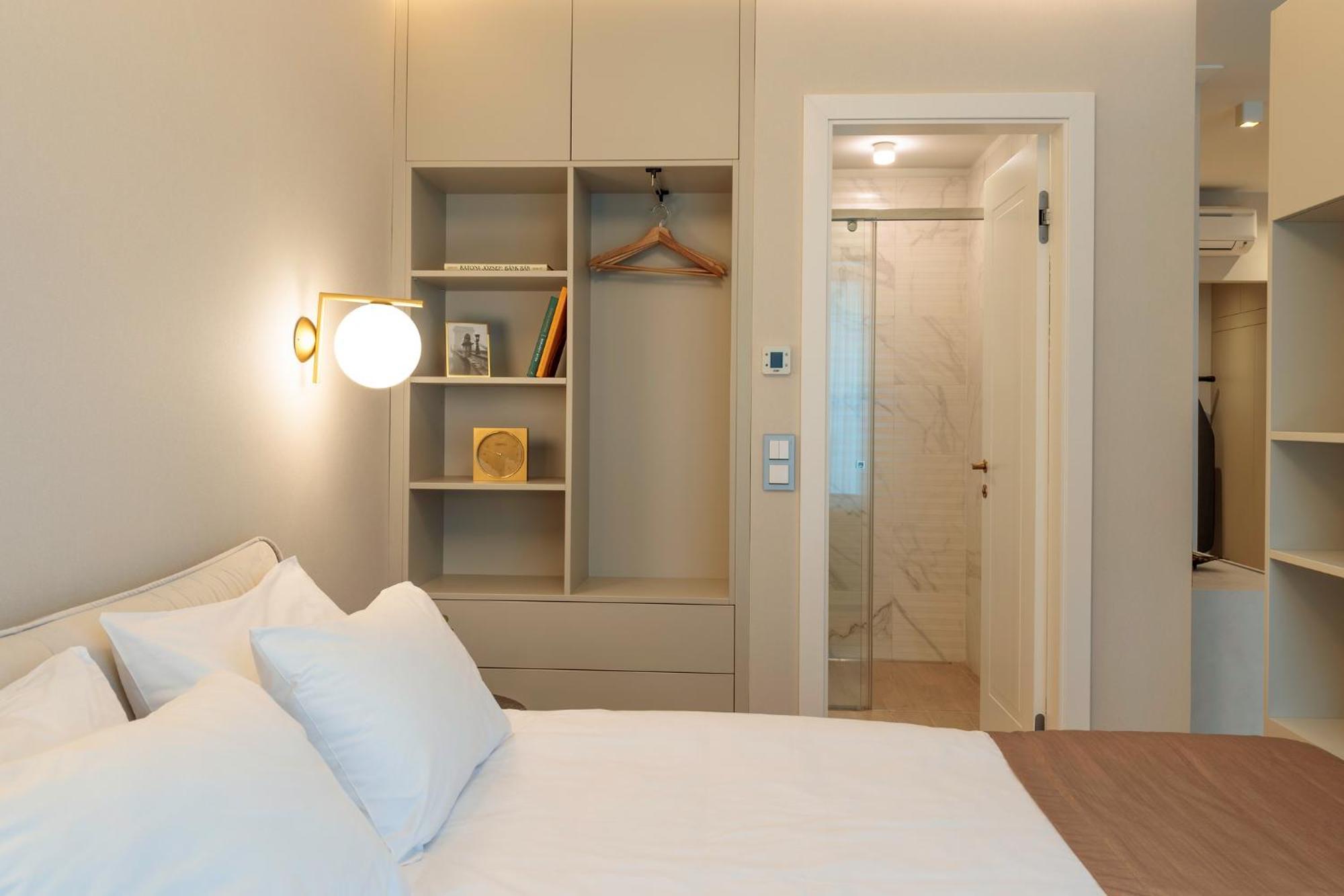 Emerald Downtown Luxury Suites By Continental Group Budapest Exterior photo
